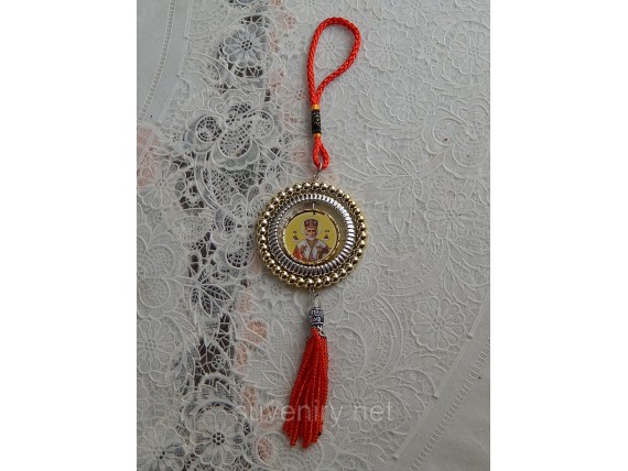 Подвеска из бисера с иконкой в машину