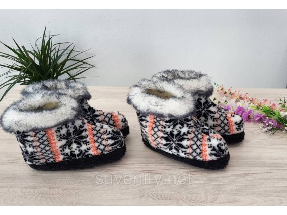 Женские теплые чуни из овечьей шерсти