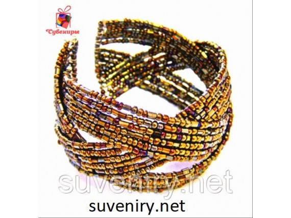 Браслет из бисера на проволоке разные цвета