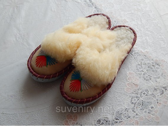 Женские тапочки из овечьей шерсти очень теплые