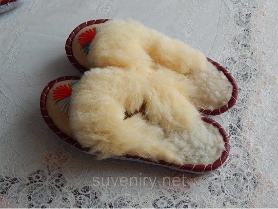 Женские тапочки из овечьей шерсти очень теплые