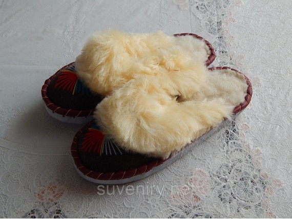 Женские тапочки из овечьей шерсти очень теплые