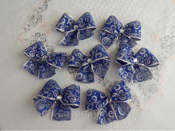 Новогодние банты на елку из мешковины очень красивые