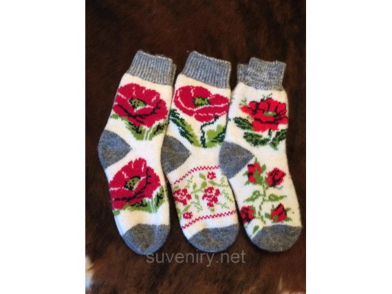 Шерстяные ангоровые носочки с маками