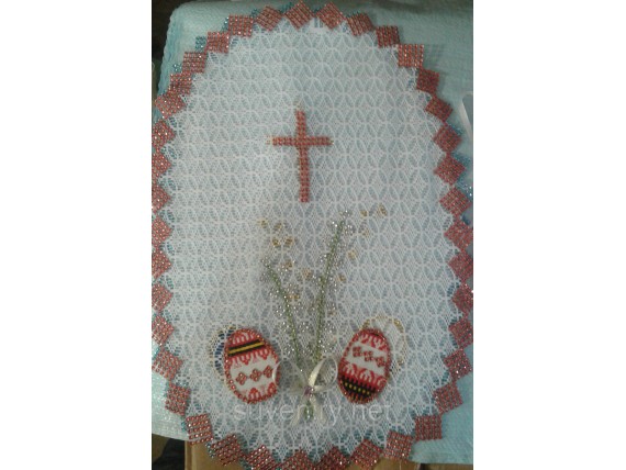 Очень красивые нарядные пасхальные салфетки на корзину