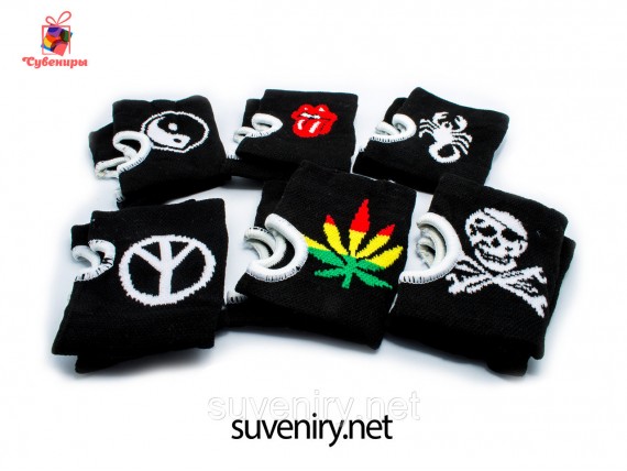 Напульсники на руку на палец