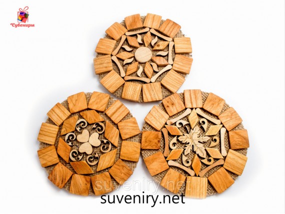 Деревянные маленькие подставки под горячее разные виды