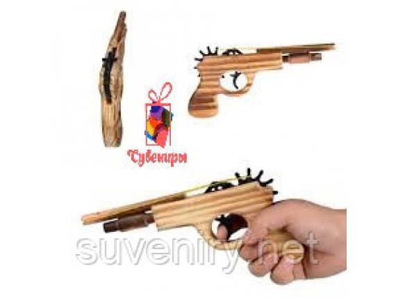 Детский деревянный пистолет