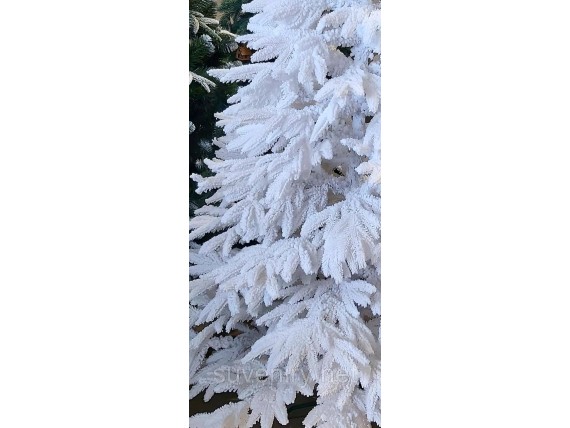 Искусственная заснеженная литая ель 1.80м