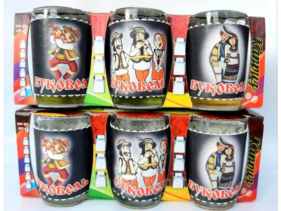 Рюмка в натуральной коже с надписью Буковель