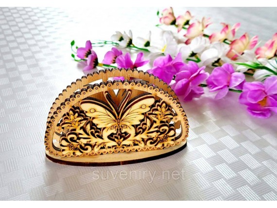 Сувенирная деревянная салфетница