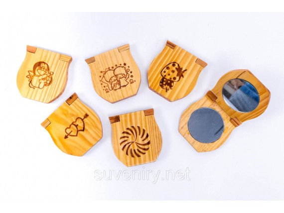 Деревянные косметические зеркала