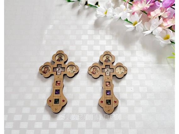 Деревянный крест с Ликами Святых