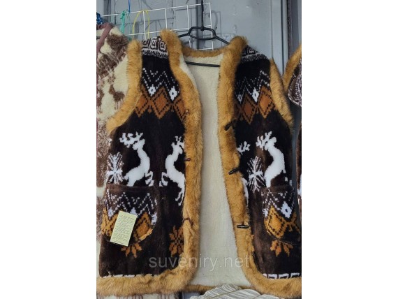 Красивая теплая женская жилетка из овечьей шерсти размер 38