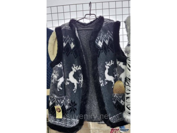 Красивая теплая женская жилетка из овечьей шерсти размер 42